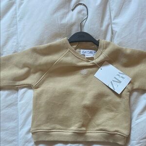 Zara Cream Sweatshirt Soft Crewneck Fleece Infant 3-6 months